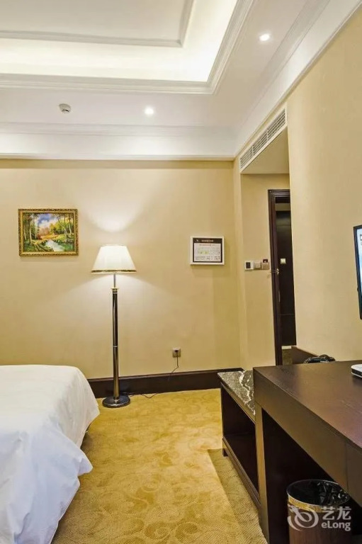 Aston Boutique Hotel