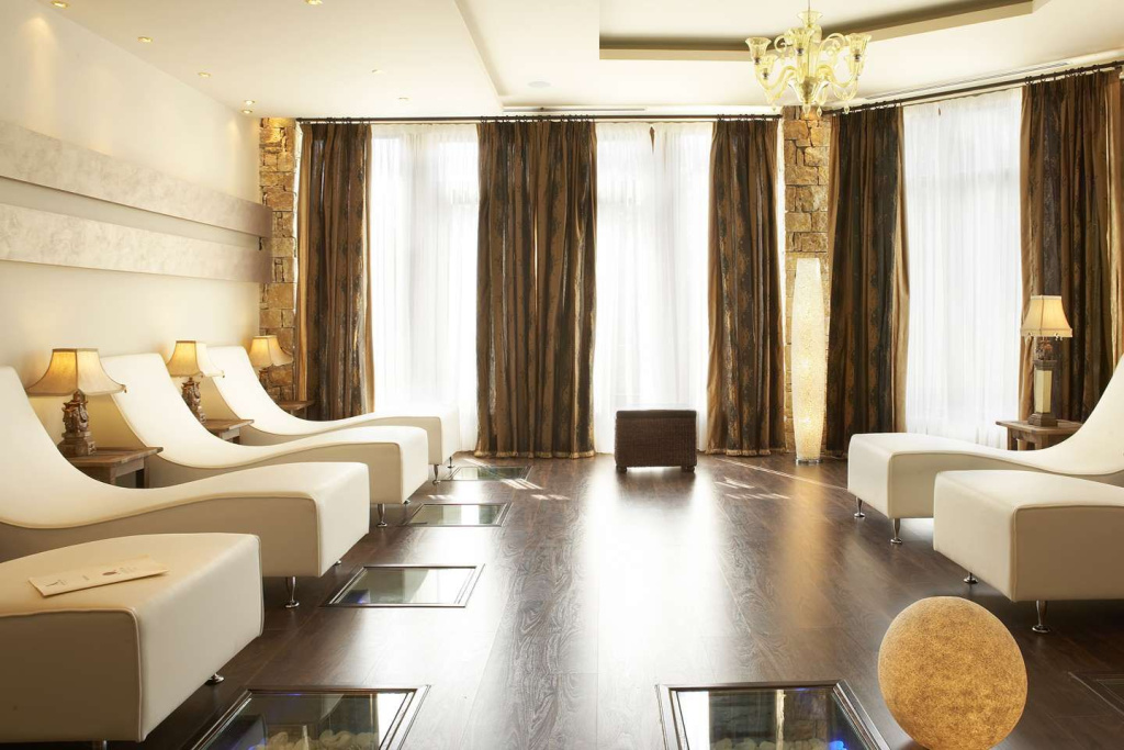 Anthemus Sea Beach Hotel & Spa