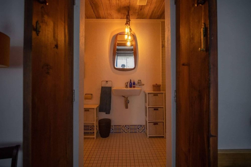 Beach House Babylon guest house with kitchenette and garden