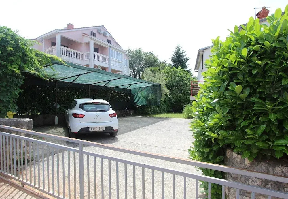 Apartments Brankica