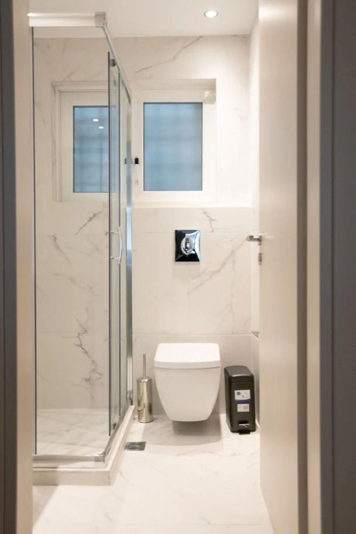 A17 Modern & Cosy 2R flat up to 4ppl near Parthenon