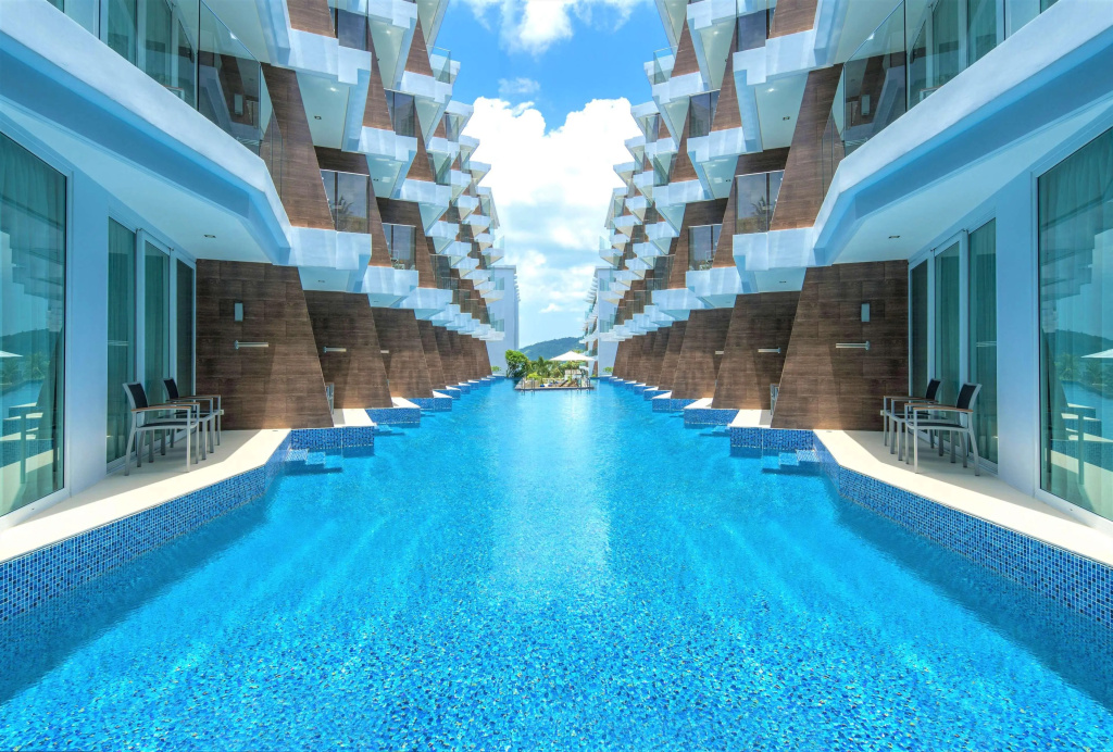 The Beachfront Hotel Phuket