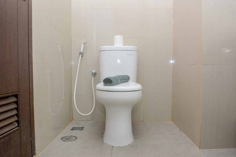 Fully Furnished with Comfortable Design Studio Apartment H Residence