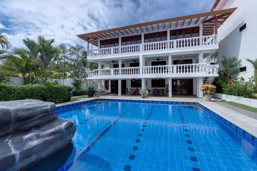Large Ground Floor Condo Steps From the Pool
