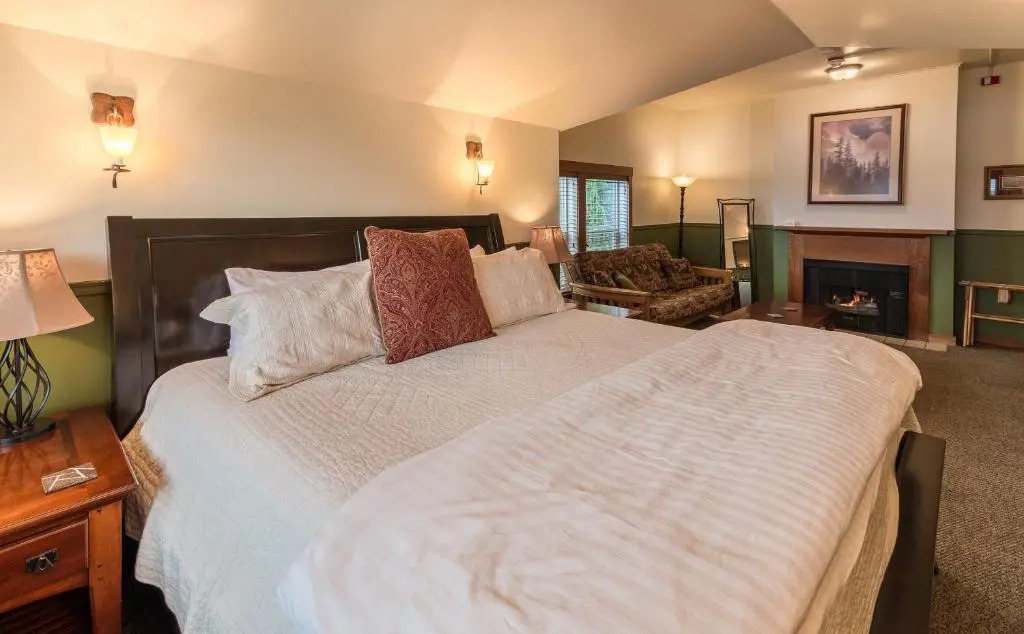 The Heron Inn and Day Spa