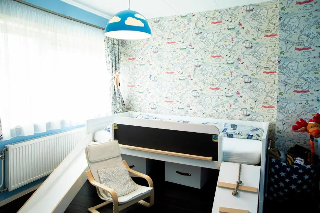 Beautiful family house 5 min away from Amsterdam
