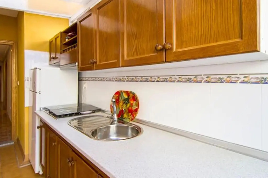Apartment with 3 bedrooms in Torrevieja with WiFi 5 km from the beach