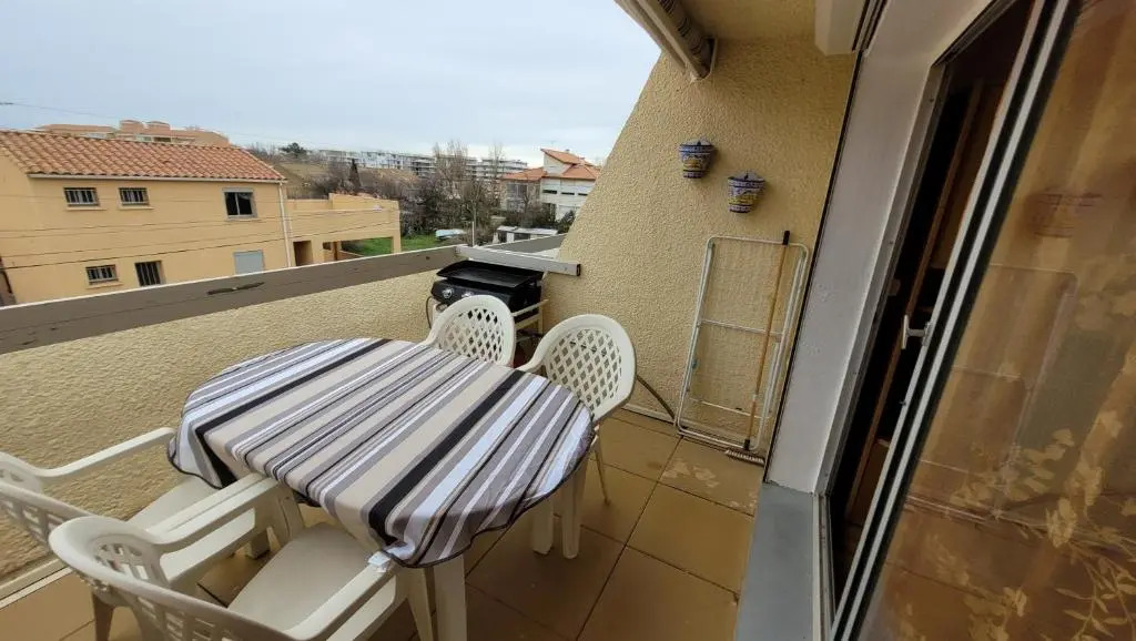 Hollywood E24 - T2 avec terrasse à 2 minutes de la plage