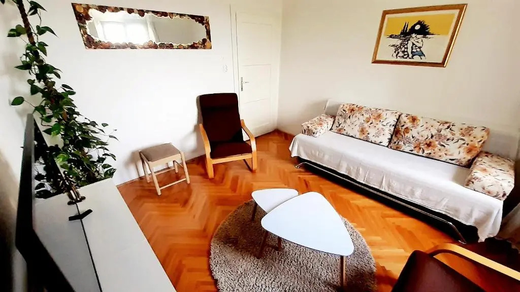 Mediterranean House - Forest Marjan