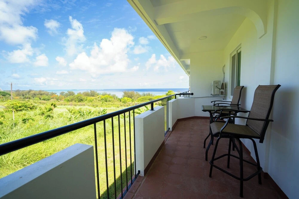 Mariana Suites