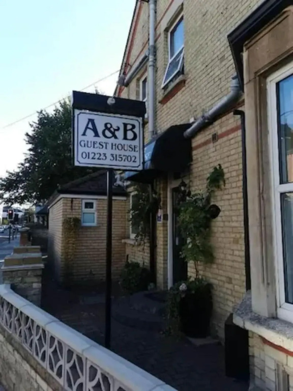 A & B Guest House Cambridge