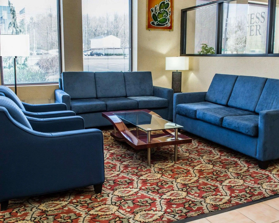 Comfort Suites Hagerstown Southeast