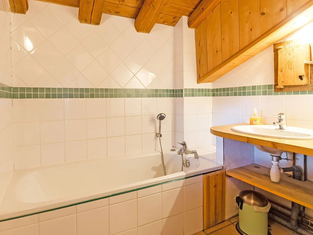 New and Modern Chalet Just 350 m From the ski Lifts
