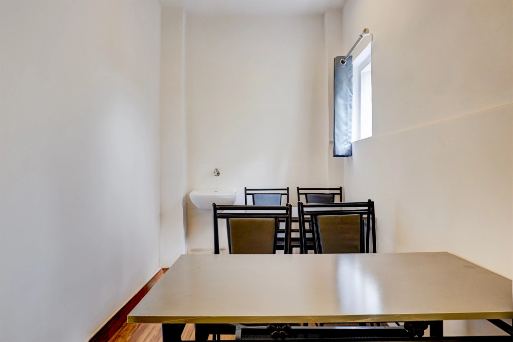 Super Hotel O Bopodi Near Pune IT Park