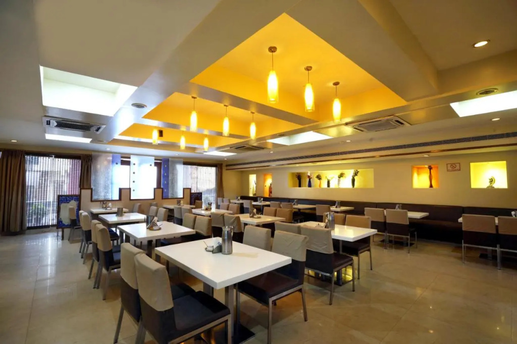 Hotel Geetha Regency