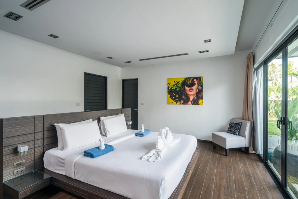Diamond 273 - Modern 4 bedroom private pool in Bangtao