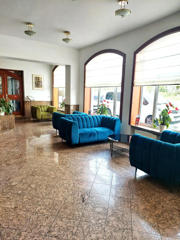Hotel Avion