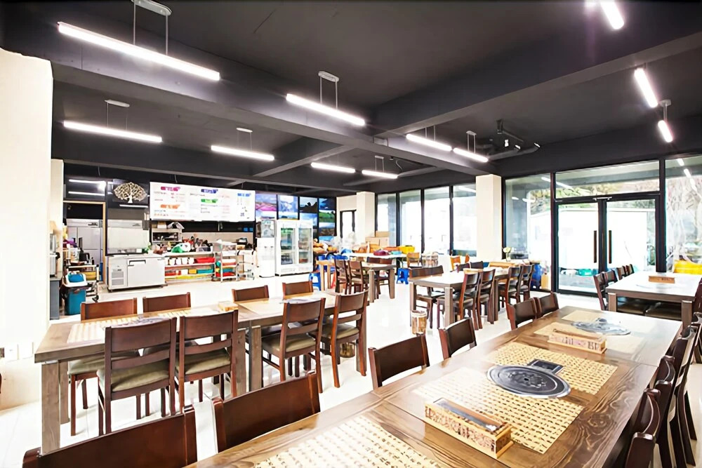 Jeju Nokume Hyuyang Pension