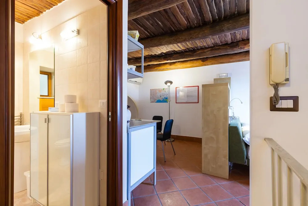 Apartment - Corso V. Emanuele V BH 85