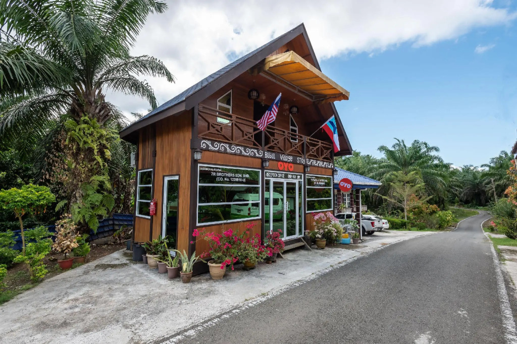 OYO 90166 Bubul Village Stay