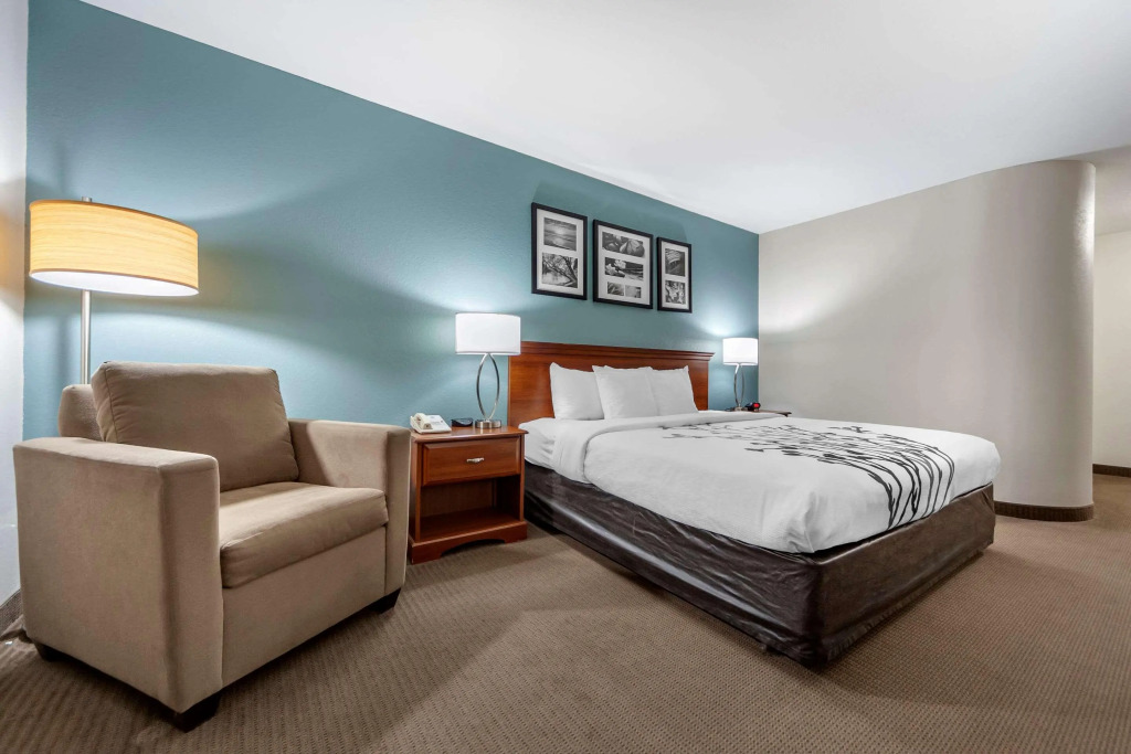 Sleep Inn & Suites Hays I-70
