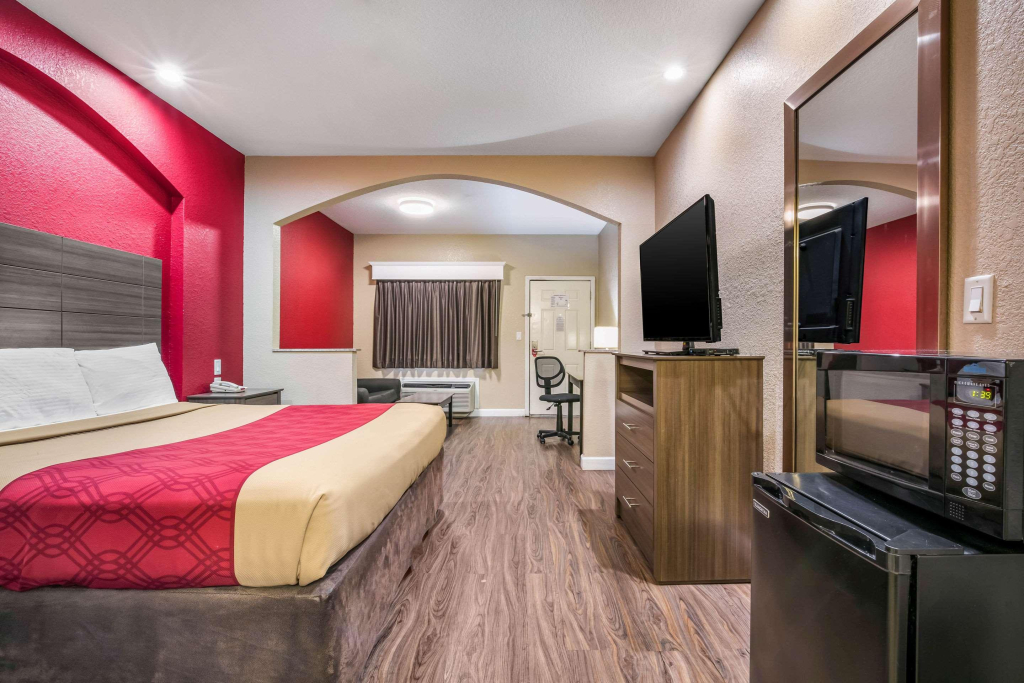 Econo Lodge Inn & Suites Horn Lake - Southhaven