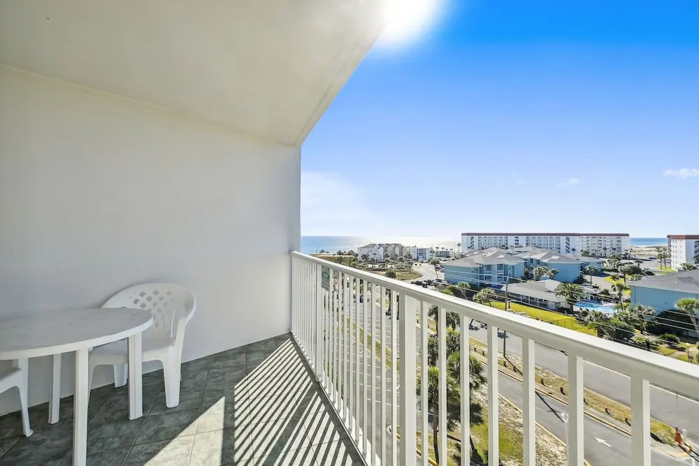 Seacrest 715AB is a 3 BR on the Gulf side of Okaloosa Island by RedAwning