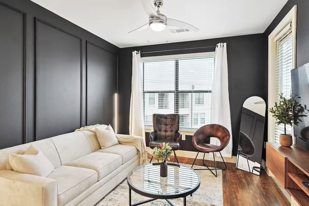 Lux 1B1B with Pool Near Legacy West