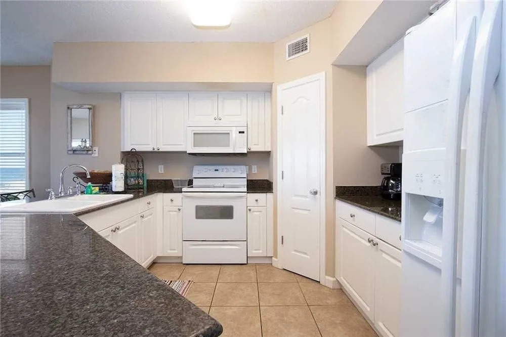 Legacy 103 - 3 Br condo by RedAwning