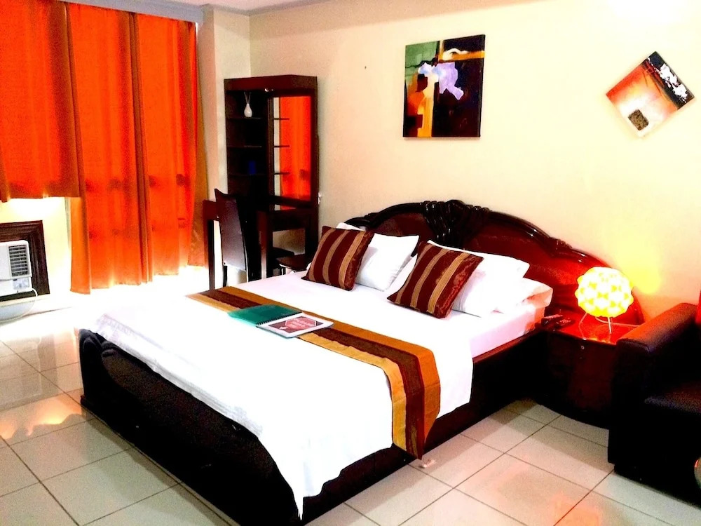 Studio Robinsons Place Manila Rpr1