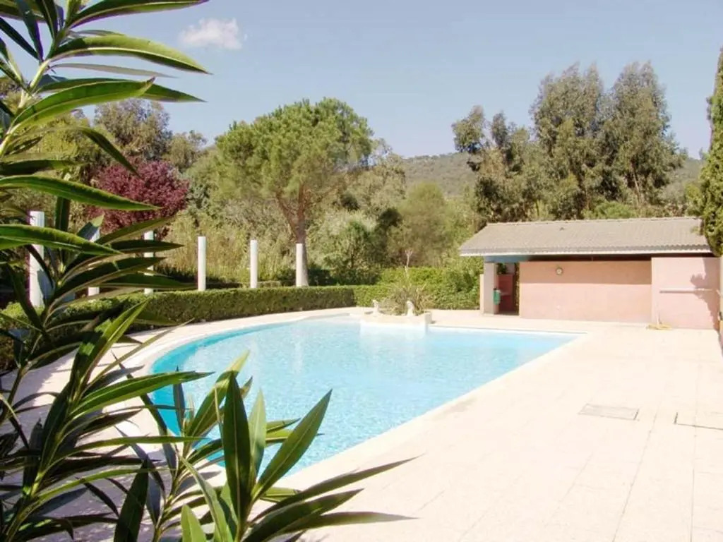 Appartement Le Lavandou, 2 pièces, 5 personnes - FR-1-251-364