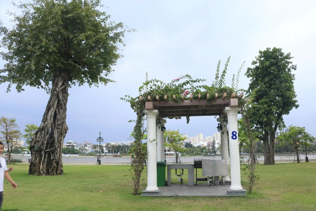 2Br 79M2 Apart & Free Pool - Vinhomes Central Park