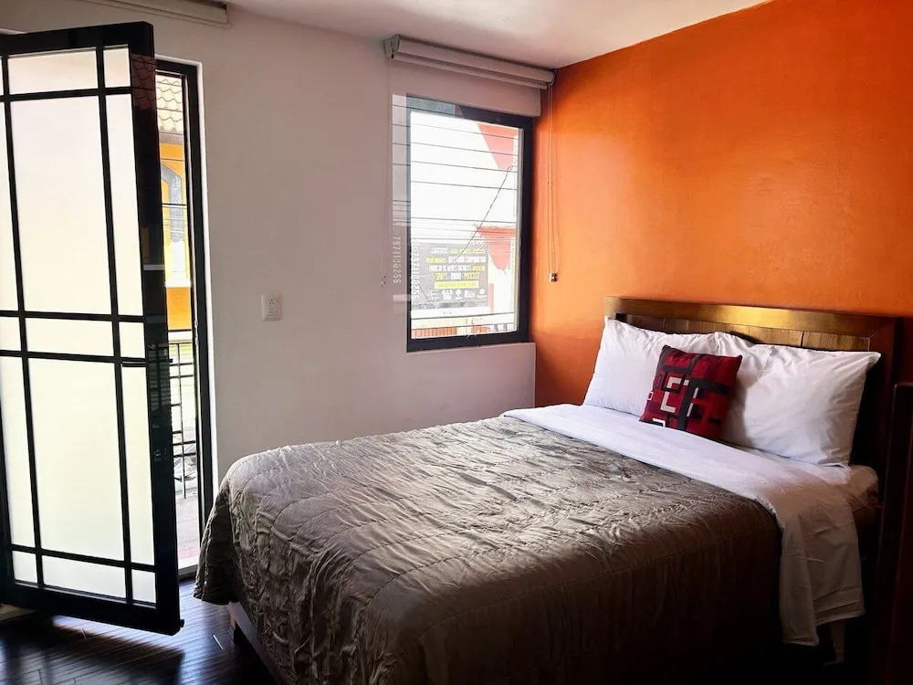 Hotel MH