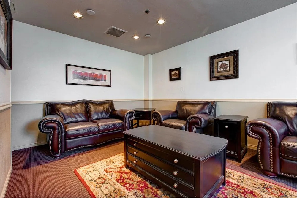 1BR 2BA Newly Renovated Condo Park City by RedAwning