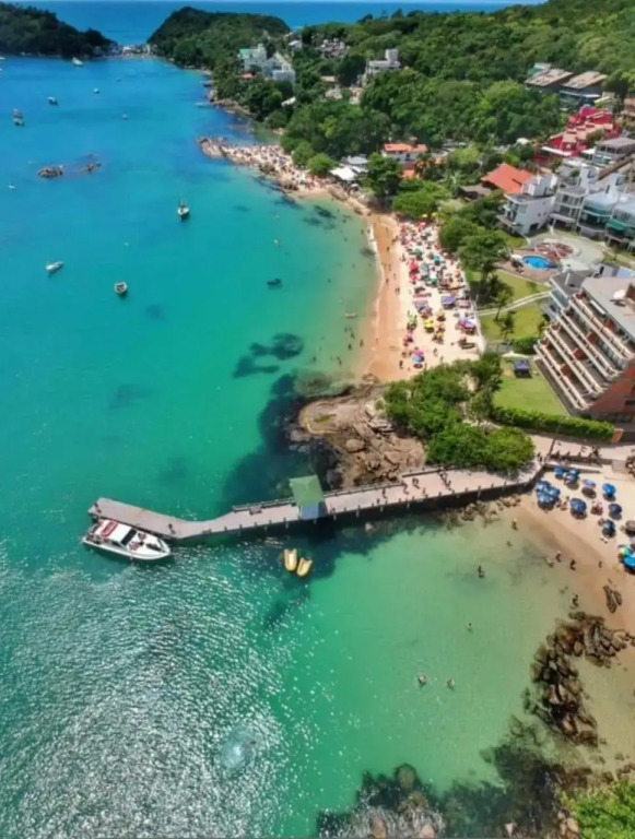 apartamento a 15 metros do mar de bombinhas