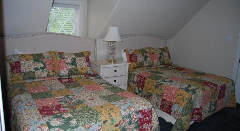 The Doctor's House Inn & Spa