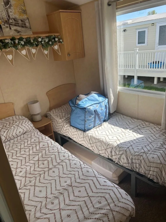 2 Bed