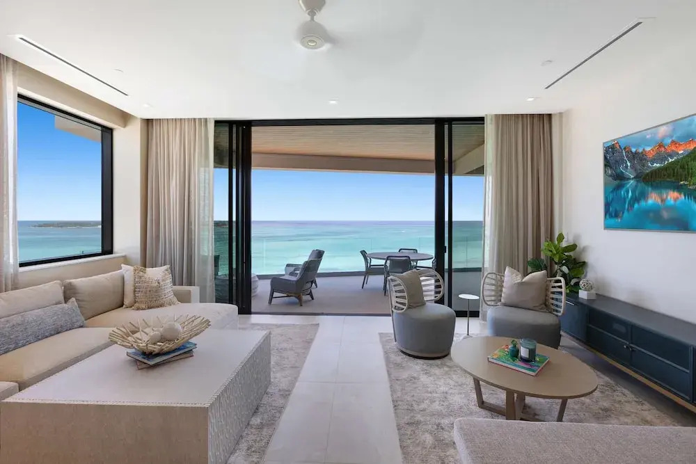 Beachfront 3 bedroom Luxury Residence