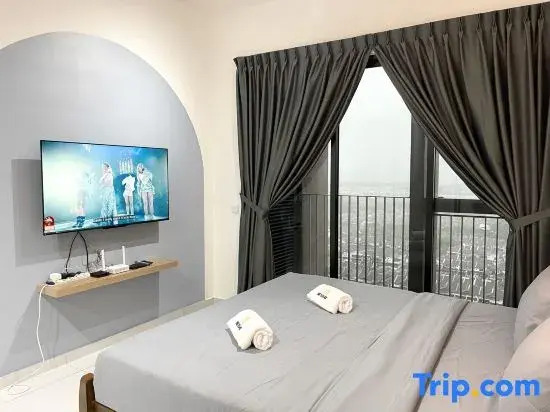 SkyTree Dualkeys Studio Apartment R1 | Bukit Indah