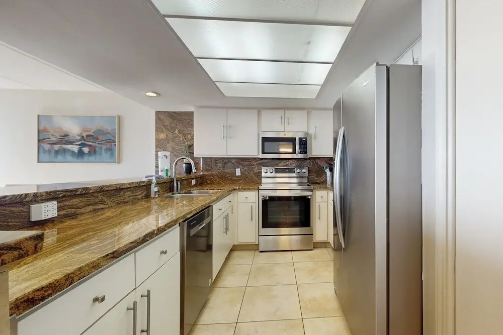Luxe Corner 3br, Gulf View: Suntide III - Unit 410