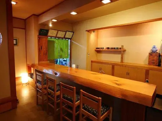 Hosenbo Lodge