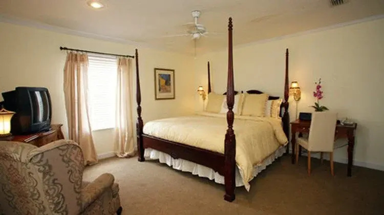 The Veranda Bed  Breakfast