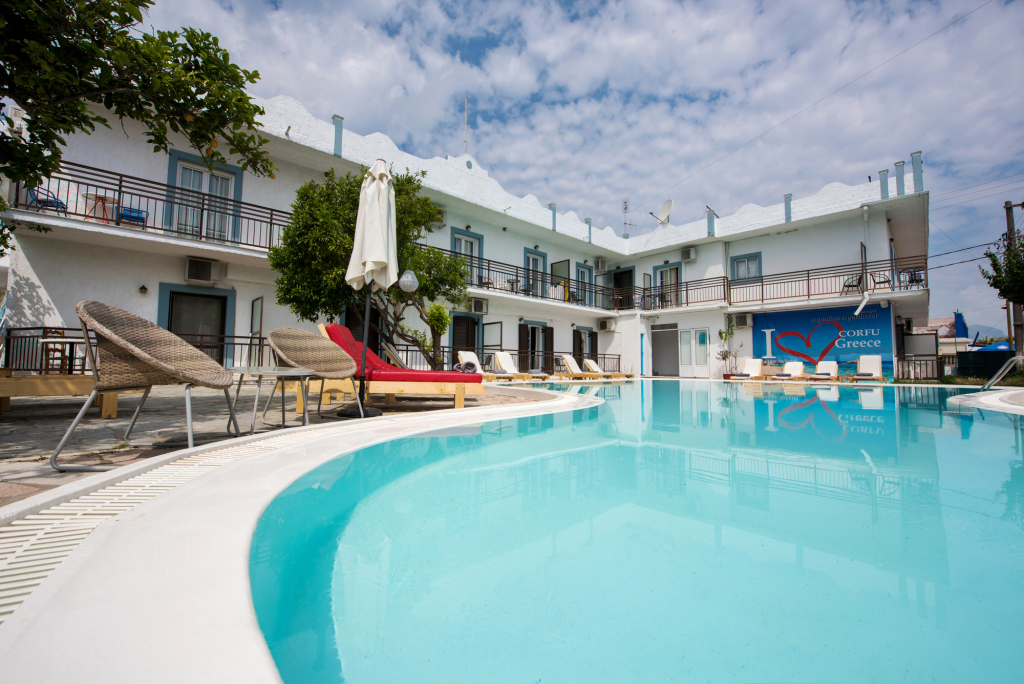 Aquarius Beach Hotel