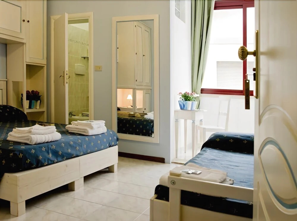 Hotel Eko