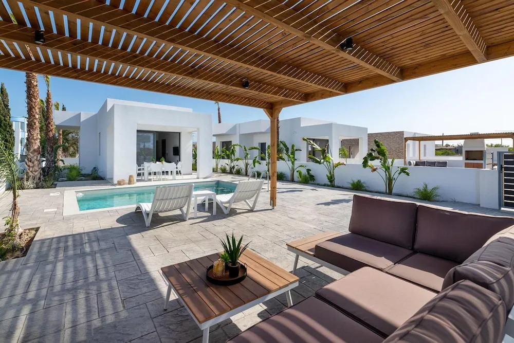Villa Salty Sun 1