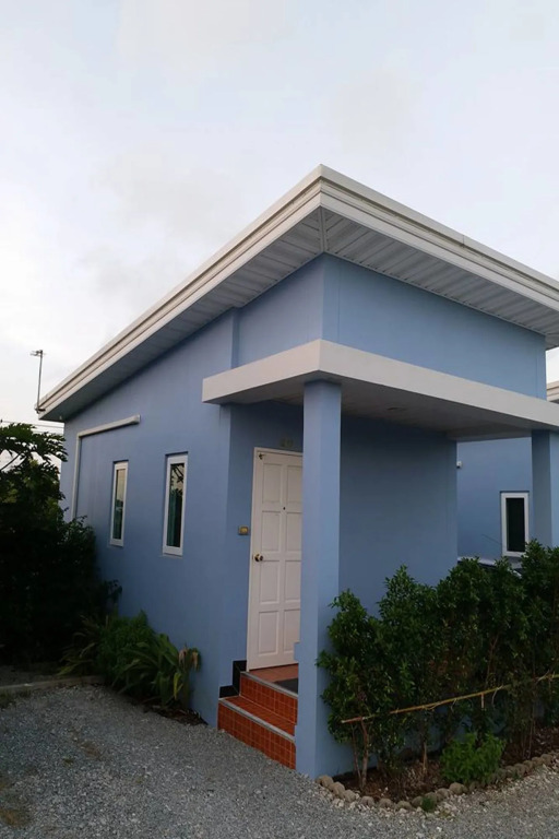PT House Resort