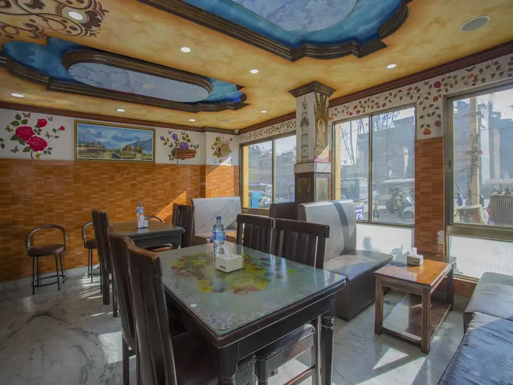 OYO 267 Hotel Tanahun Vyas