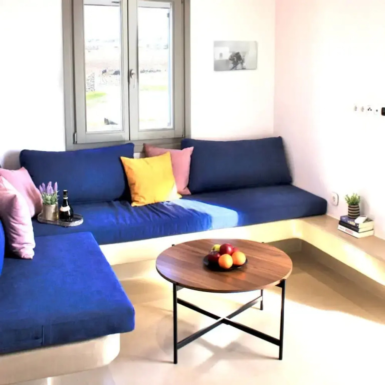 Assyr A - Santorini Cozy Retreat