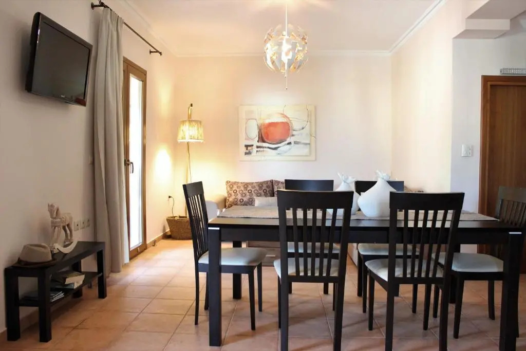 Aletro Villa