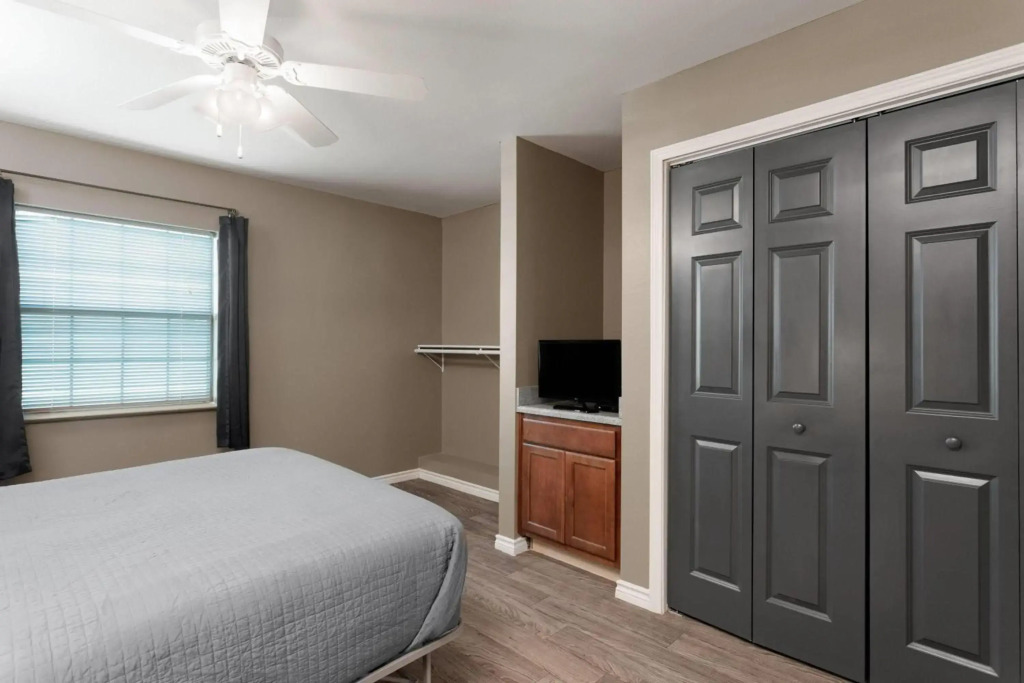 Eagles Den Suites Andrews a Travelodge by Wyndham